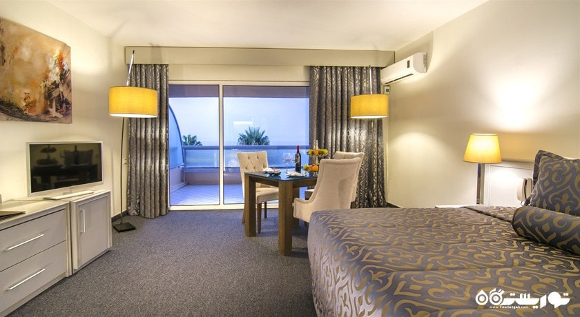 تخت بزرگ اتاق استاندارد